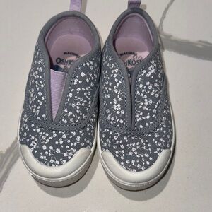 Osh Kosh Gray Floral Slip On Sneakers 6 Girls Toddler
